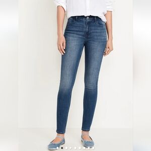 Old Navy Women's Classic Blue Skinny Jeans